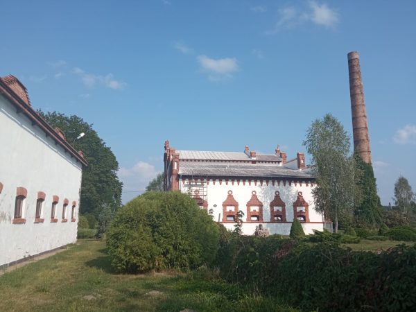 WYCIECZKA PO POWIECIE OSTROWIECKIM 1.09.2024 - obrazek 21