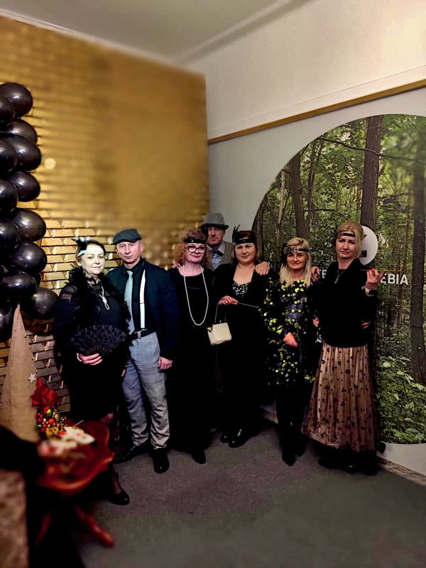 SYLWESTROWY WYJAZD DO TEATRU ZAGŁĘBIA W SOSNOWCU 31.12.2024 - obrazek 11