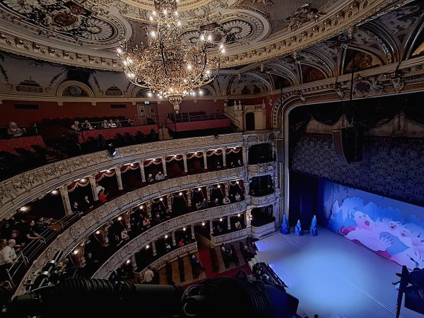 Wyjazd do Teatru im. Juliusza Słowackiego w Krakowie.  „Serce ze szkła. Musical ZEN”. 22.02.2025 - obrazek 80